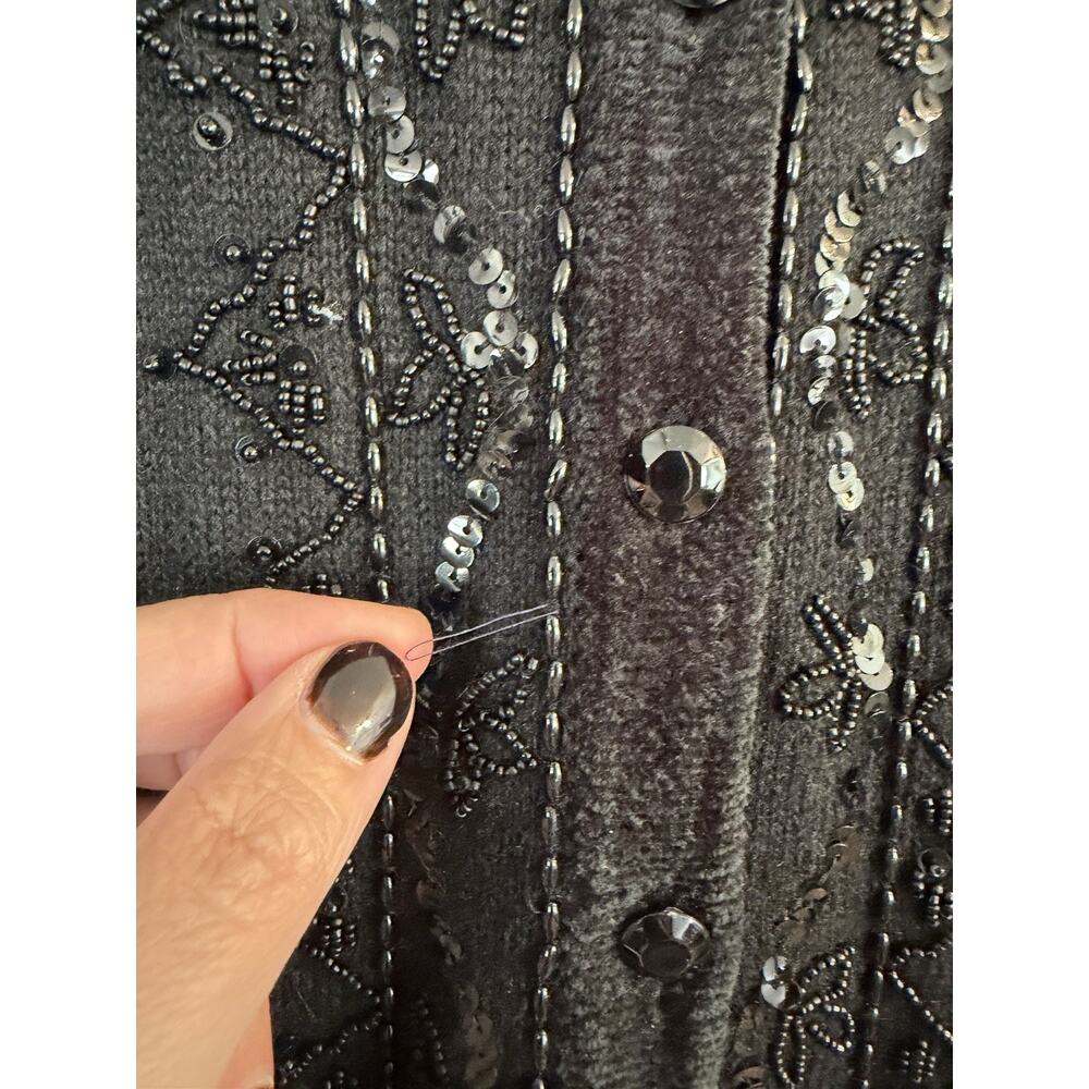 VTG Jaclyn Smith Black Cardigan Sweater Size Large Sequins Beaded Black Wool - Picture 3 of 14